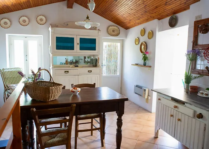 Semesterbostad Borgo Antico Carpasio